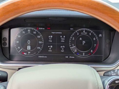 Used 2021 Land Rover Range Rover P525 Westminster Edition image 30