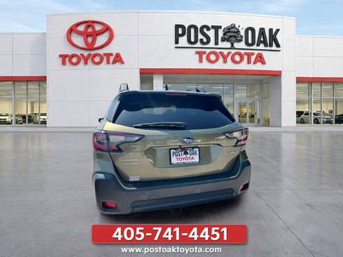 Used 2024 Subaru Outback Premium AWD/4WD image 5