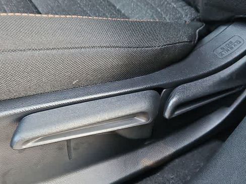 Used 2025 Honda HR-V Sport image 15