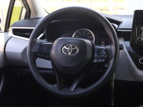 Used 2022 Toyota Corolla LE FWD image 21