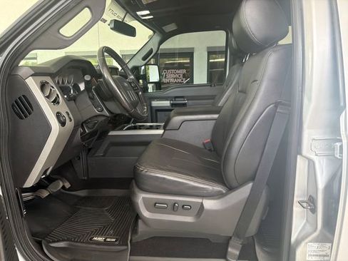 Used 2016 Ford F250 Lariat w/ Lariat Ultimate Package AWD/4WD image 10