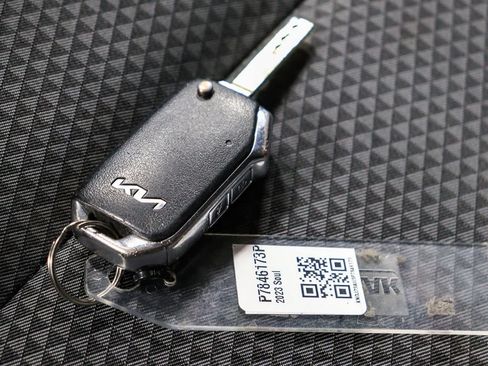 Used 2023 Kia Soul LX FWD image 28