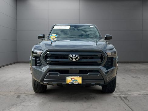 Certified 2025 Toyota Tacoma SR AWD/4WD image 8