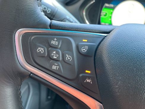 Used 2017 Chevrolet Bolt Premier w/ Driver Confidence II Package FWD image 16