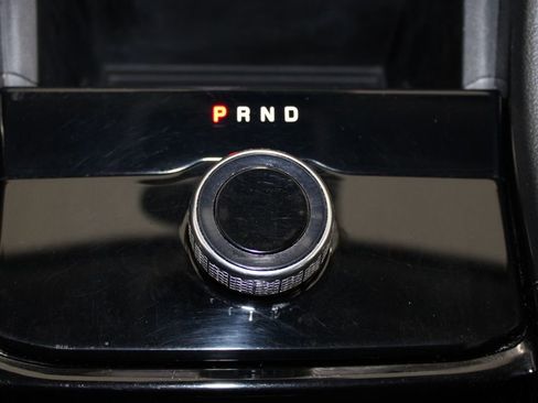 Used 2023 Jeep Grand Cherokee Limited image 48