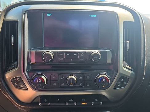 Used 2018 Chevrolet Silverado 2500 LTZ w/ Midnight Edition AWD/4WD image 29