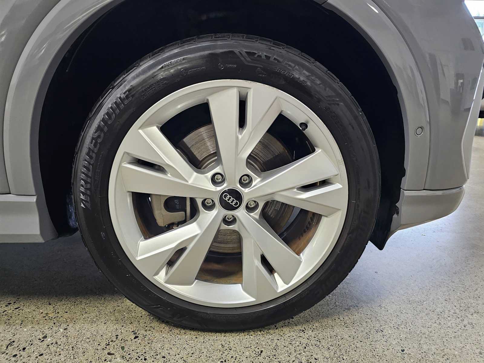 Used 2023 Audi Q4 e-tron Premium Plus w/ Premium Plus AWD/4WD image 9