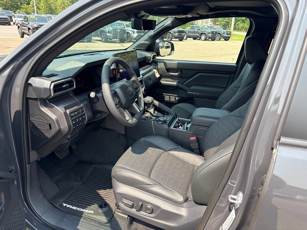 Certified 2026 Toyota Tacoma TRD Off-Road w/ TRD Off Road Premium Package AWD/4WD image 13