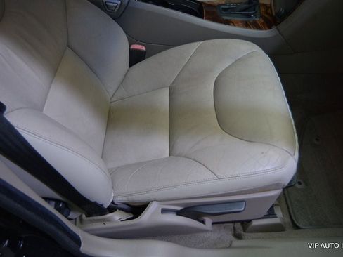 Used 2007 Volvo V70 2.4 FWD image 19