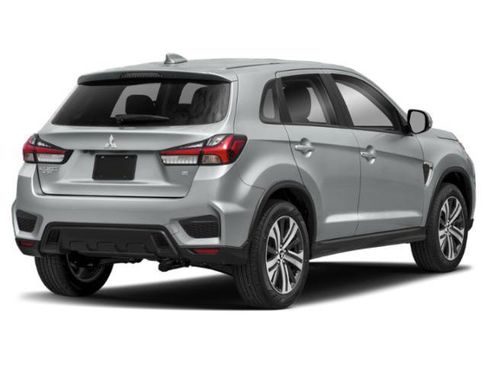 Used 2023 Mitsubishi Outlander Sport AWD image 2
