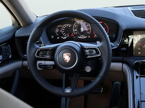 New 2026 Porsche Panamera image 20