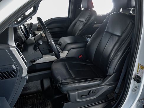 Used 2022 Ford F350 Lariat image 29