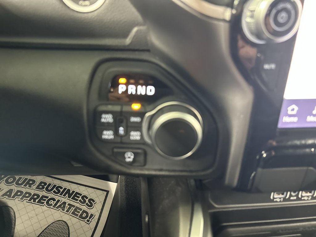 Used 2025 RAM 1500 Big Horn AWD/4WD image 18