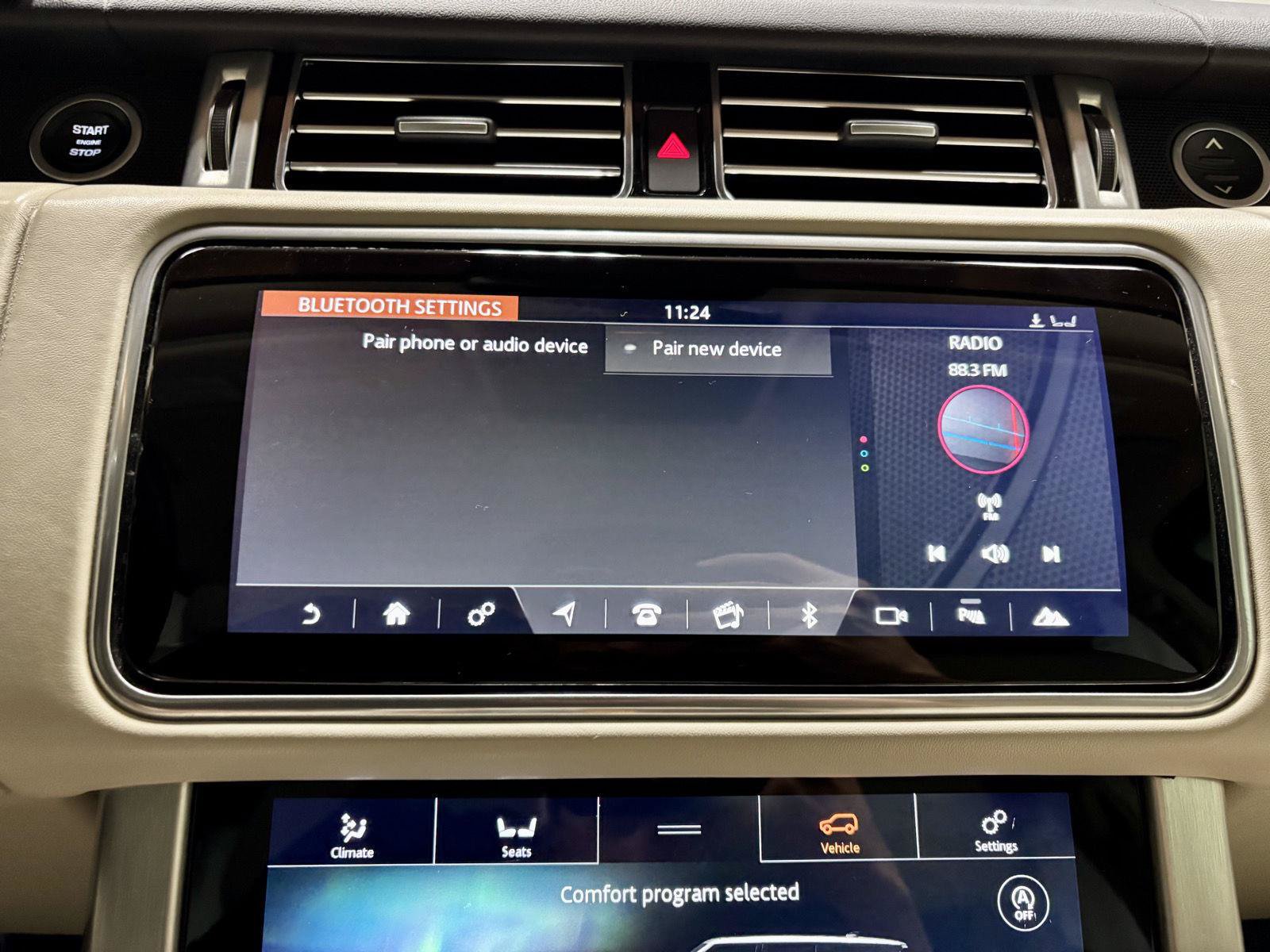 Used 2018 Land Rover Range Rover HSE AWD/4WD image 40