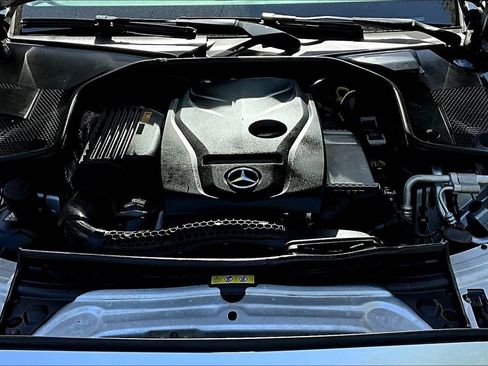 Used 2017 Mercedes-Benz C 300 Sedan image 29