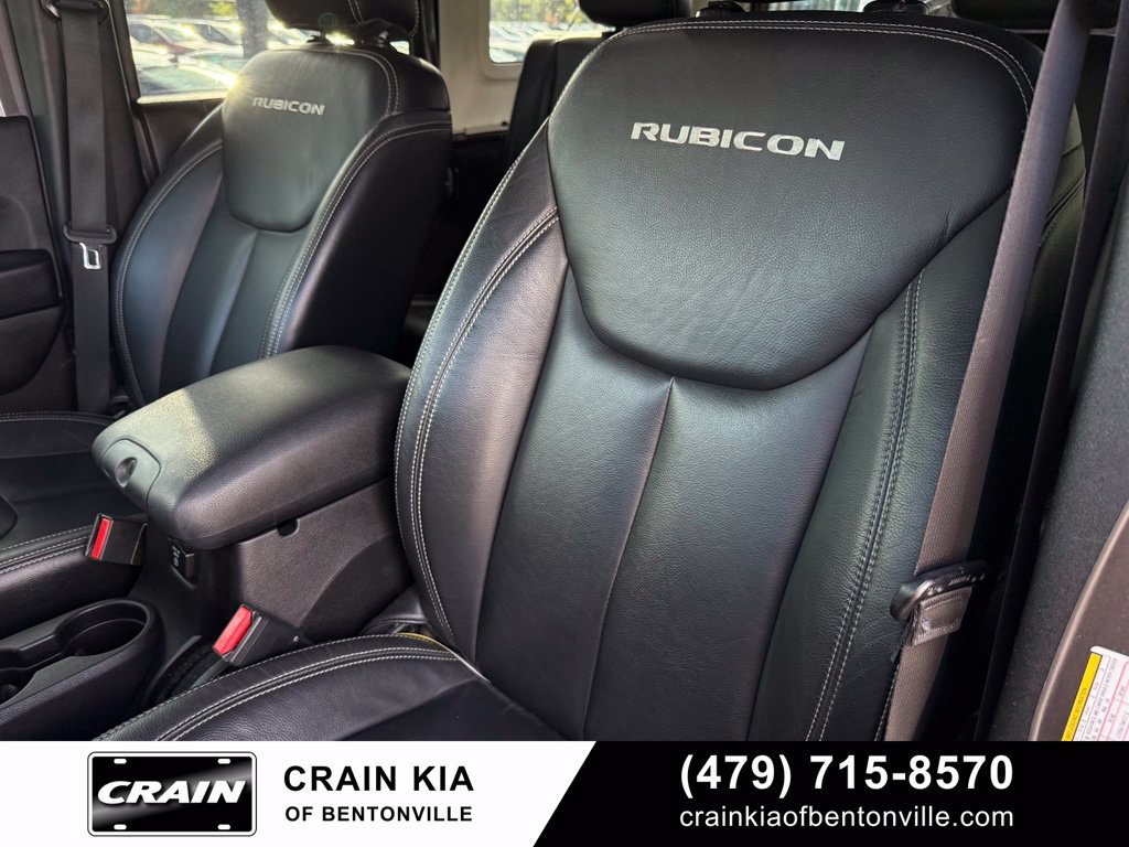Used 2016 Jeep Wrangler Unlimited Rubicon w/ Connectivity Group AWD/4WD image 22