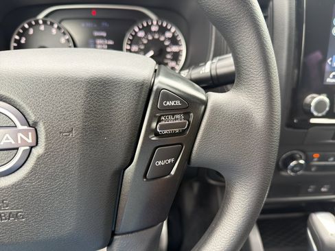 Used 2024 Nissan Frontier S AWD/4WD image 15