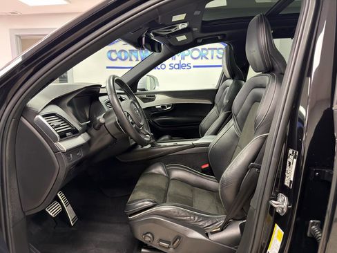Used 2019 Volvo XC90 T5 R-Design w/ Advanced Package image 9