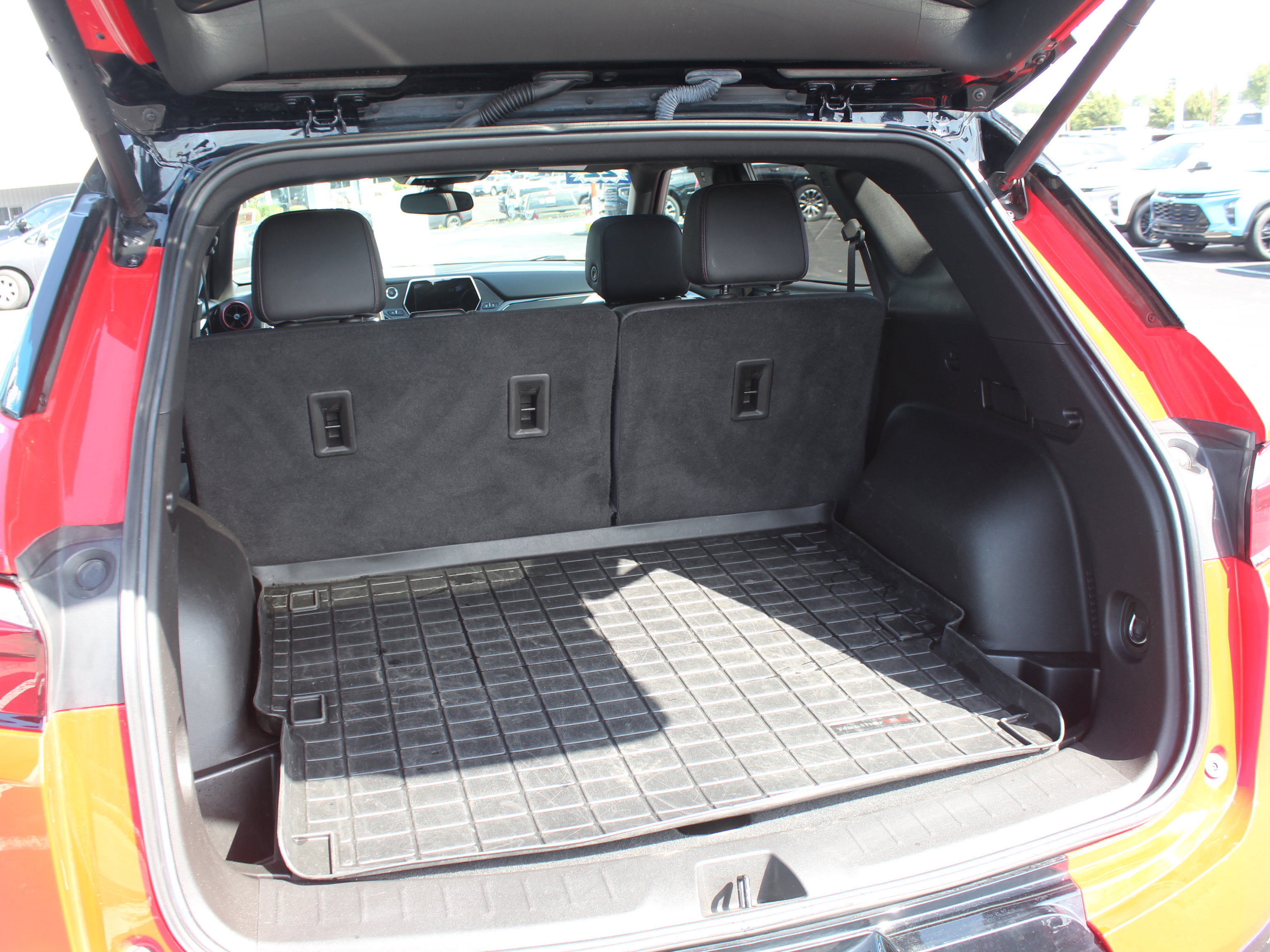 Used 2022 Chevrolet Blazer RS AWD/4WD image 32