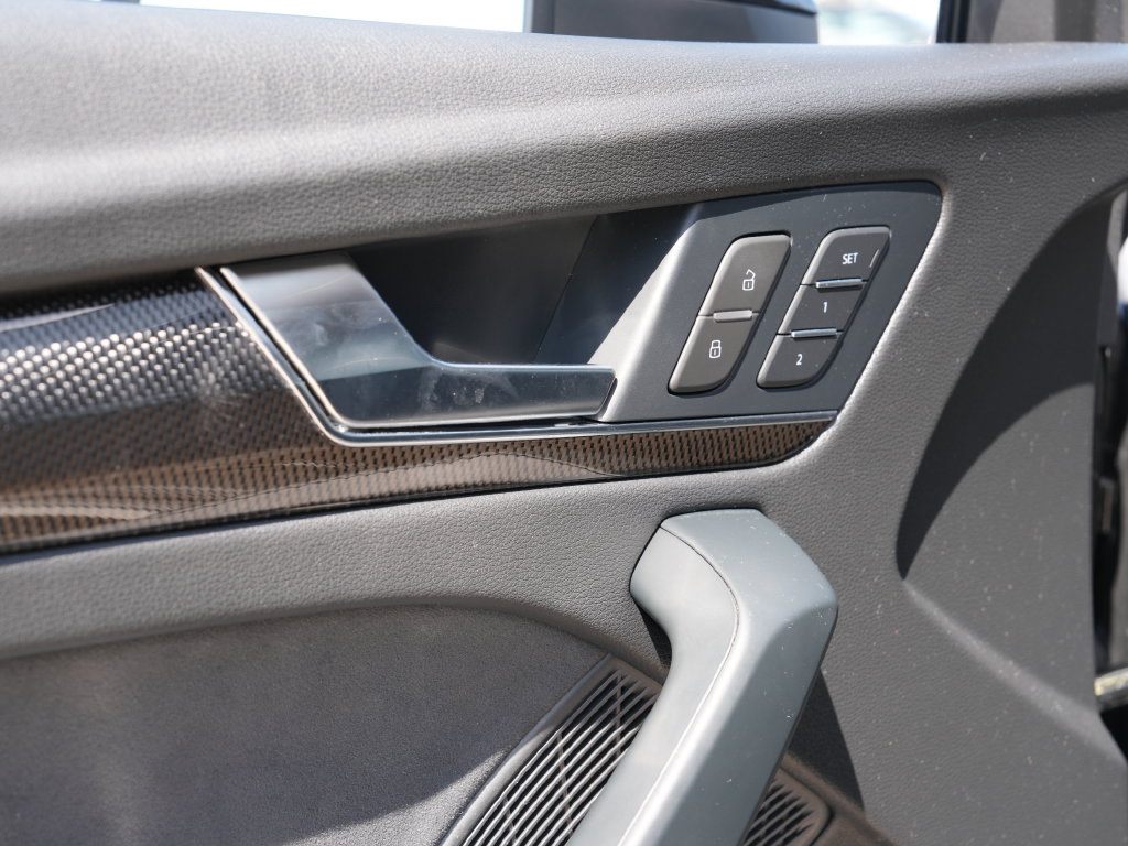 Used 2023 Audi SQ5 Prestige AWD/4WD image 27