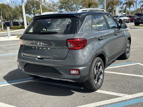 New 2026 Hyundai Venue SEL image 6