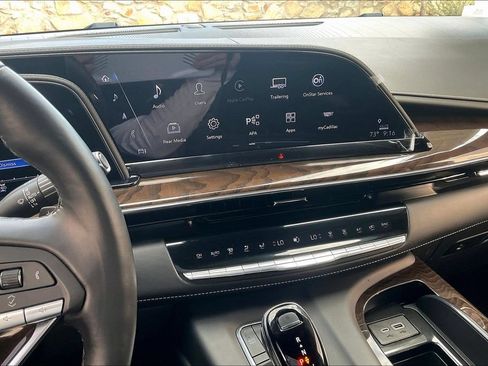 Used 2024 Cadillac Escalade Sport Platinum w/ LPO, ONYX Package AWD/4WD image 6