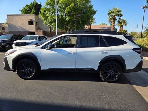 Used 2023 Subaru Outback Onyx Edition AWD/4WD image 7