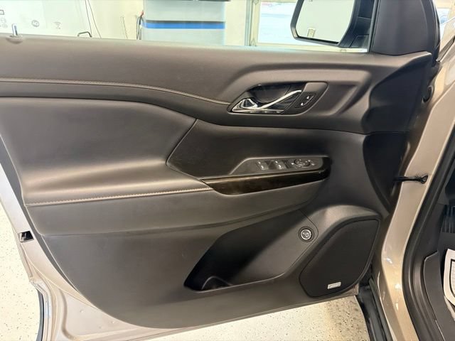 Used 2023 GMC Acadia AT4 AWD/4WD image 42