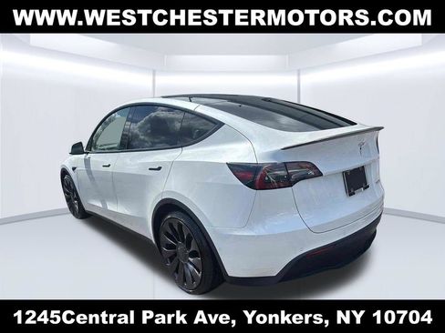 Used 2022 Tesla Model Y Performance AWD/4WD image 6