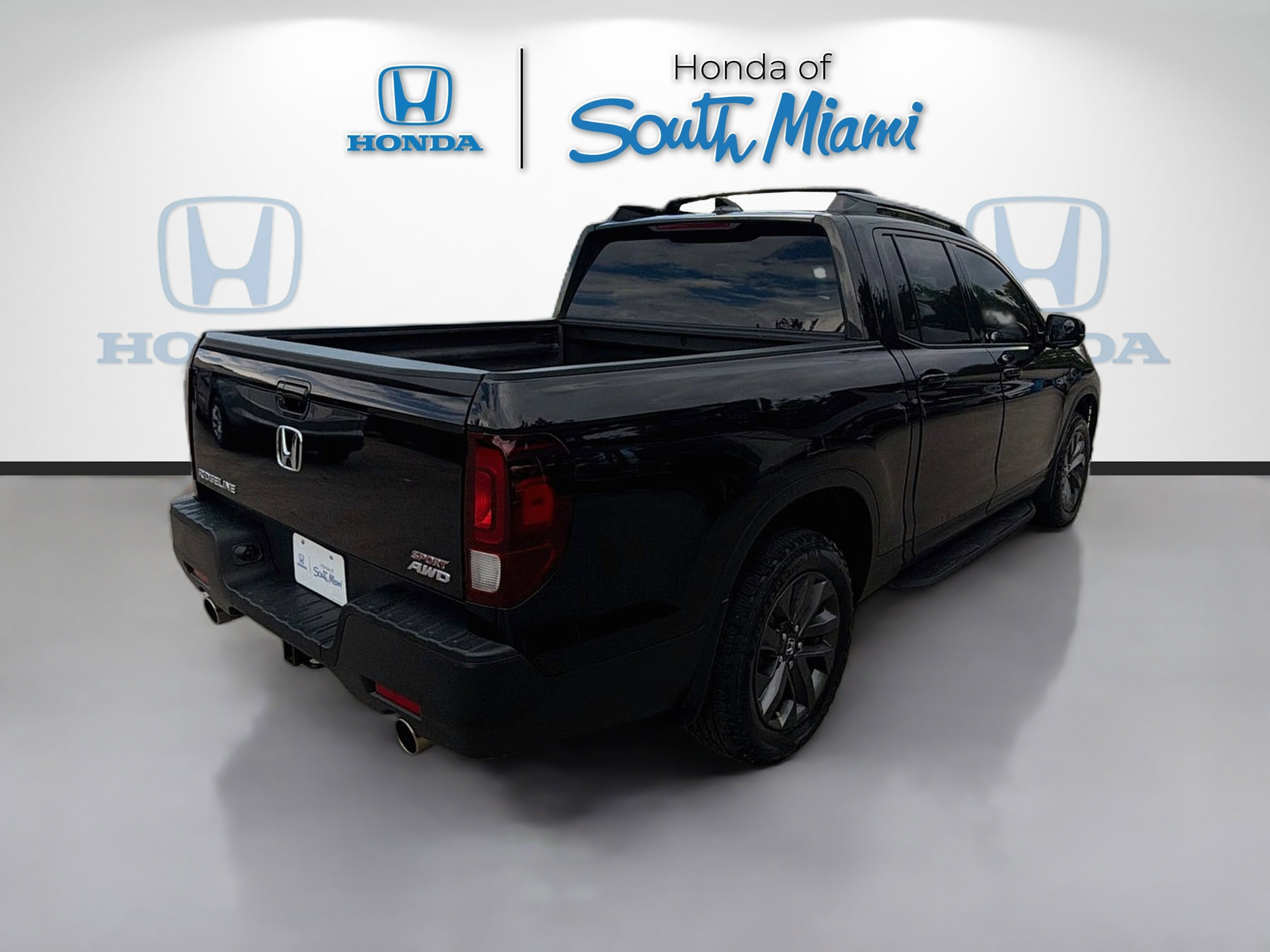 Used 2023 Honda Ridgeline Sport image 7