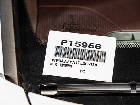 Certified 2026 Porsche Panamera image 29