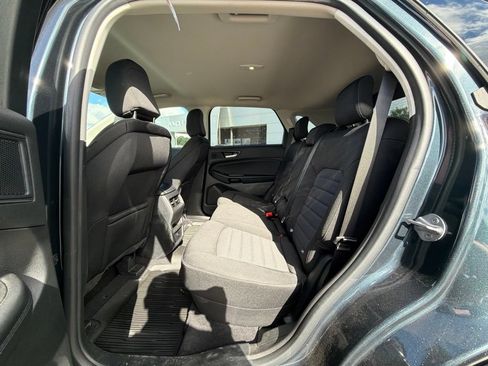 Used 2023 Ford Edge SE w/ Black Appearance Package AWD/4WD image 12