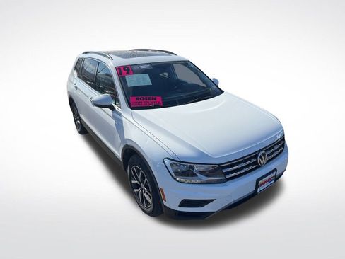 Used 2019 Volkswagen Tiguan SE image 39