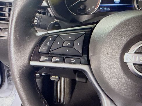 Used 2024 Nissan Altima 2.5 SR FWD image 14