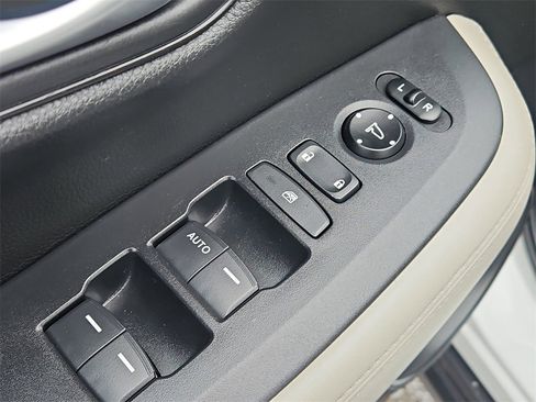 Certified 2023 Honda HR-V LX image 21