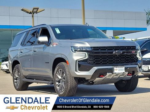 Certified 2024 Chevrolet Tahoe Z71 w/ Luxury Package AWD/4WD image 10