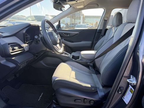 Used 2025 Subaru Outback Premium image 18