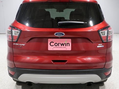 Used 2017 Ford Escape SE w/ SE Leather Comfort Package image 3