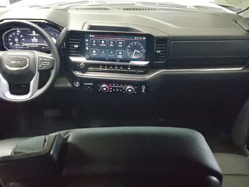Used 2025 GMC Sierra 1500 SLT RWD image 11