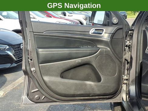 Used 2020 Jeep Grand Cherokee Limited AWD/4WD image 14