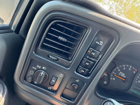 Used 2007 Chevrolet Silverado 3500 LT w/ Heavy-Duty Power Package image 17