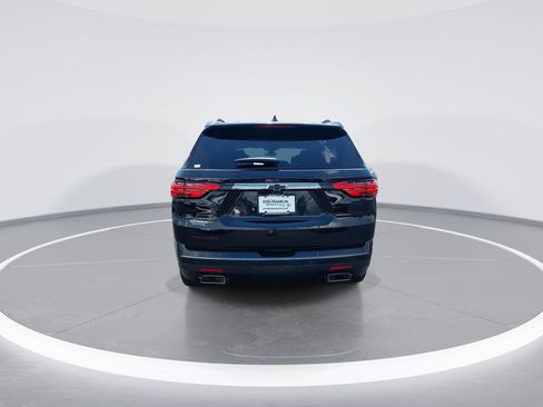 Used 2022 Chevrolet Traverse Premier w/ Redline Edition AWD/4WD image 7