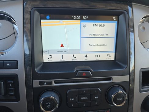 Used 2017 Ford Expedition Limited w/ Equipment Group 301A image 24