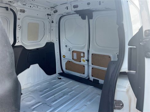 Used 2023 Ford Transit Connect XL image 22