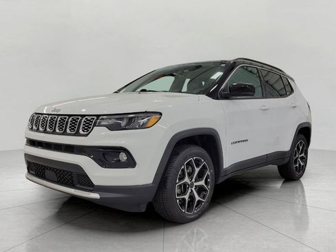Used 2025 Jeep Compass Limited AWD/4WD image 12