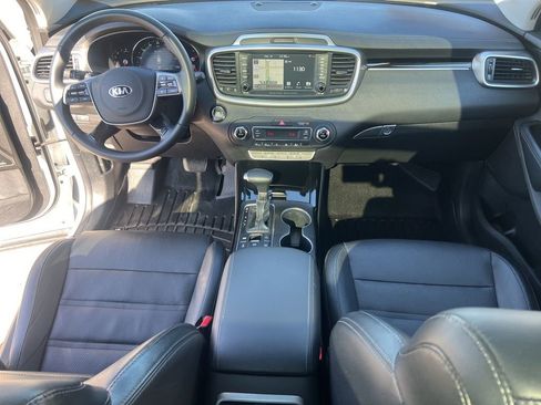 Certified 2020 Kia Sorento SX image 21