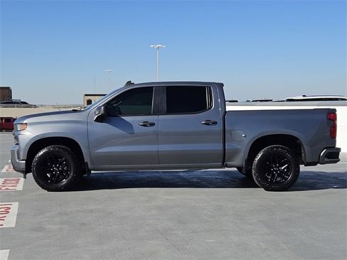Used 2020 Chevrolet Silverado 1500 Custom w/ Custom Value Package image 4