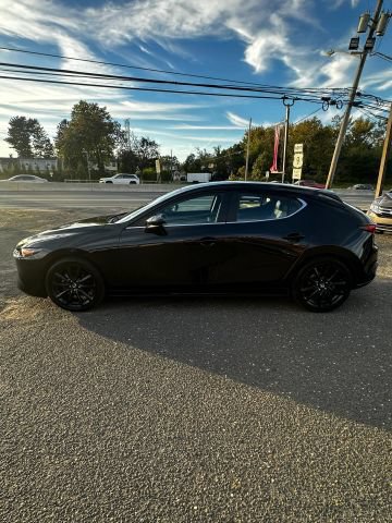 Used 2024 MAZDA MAZDA3 s FWD image 14