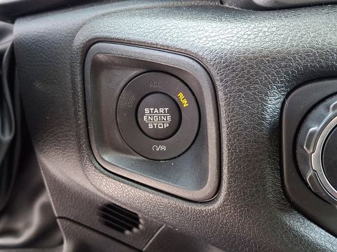 Used 2025 Jeep Wrangler Unlimited Sport AWD/4WD image 22