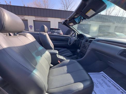 Used 2001 Toyota Solara SLE image 12